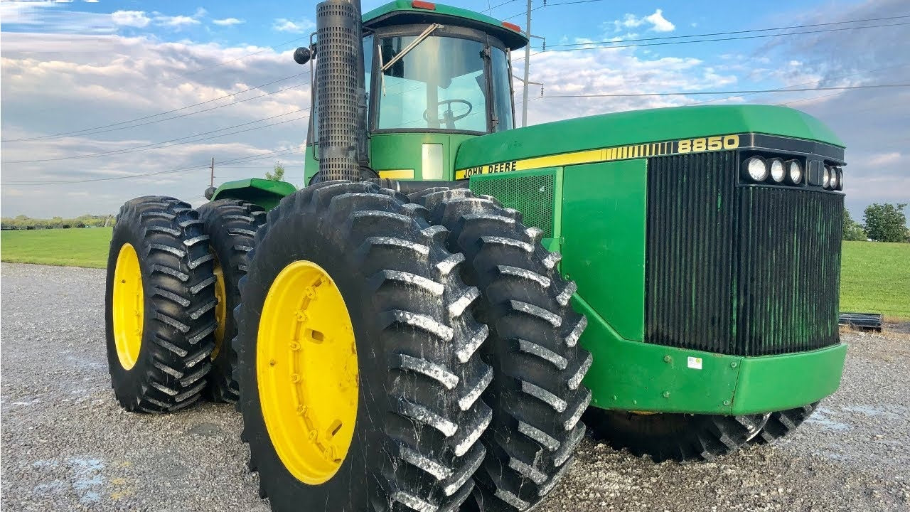 John Deere 8850 (Serial No. 006501 and up) Tractors Operator’s Manual